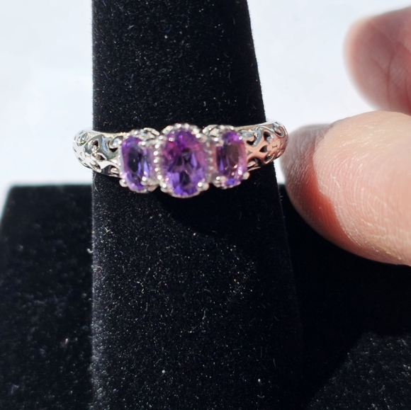 Genuine Amethyst Platinum over 925 Ring Size 8 - Picture 6 of 15